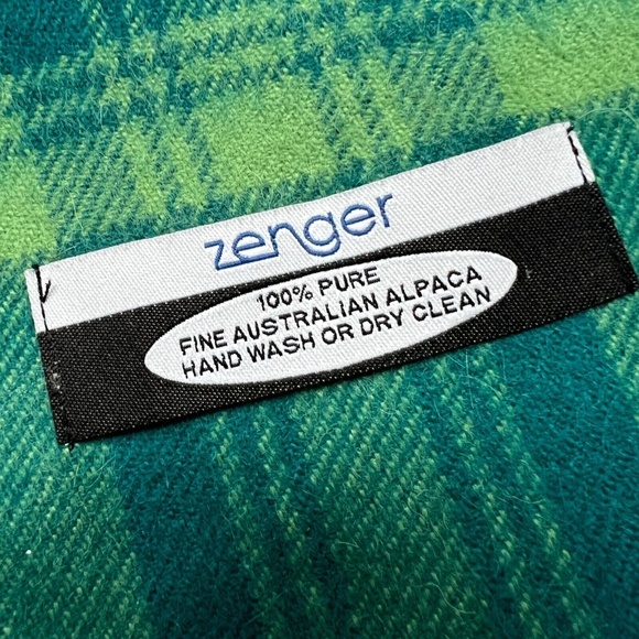 Zenger Scarf 100% Alpaca Australian Blue & Green Plaid 12 1/2 x 65" Fringe Soft - Picture 3 of 3